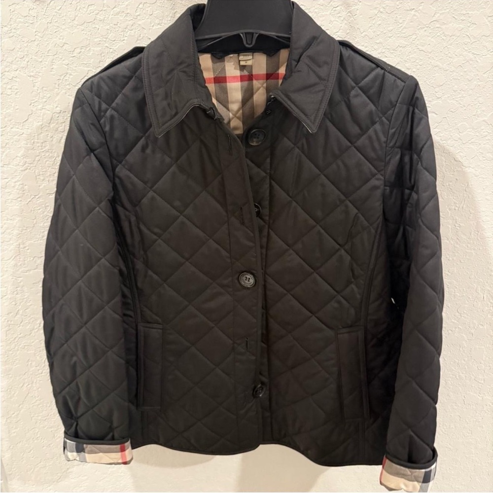Burberry Black Quilted Bomber Jacket with Signature Check Lining